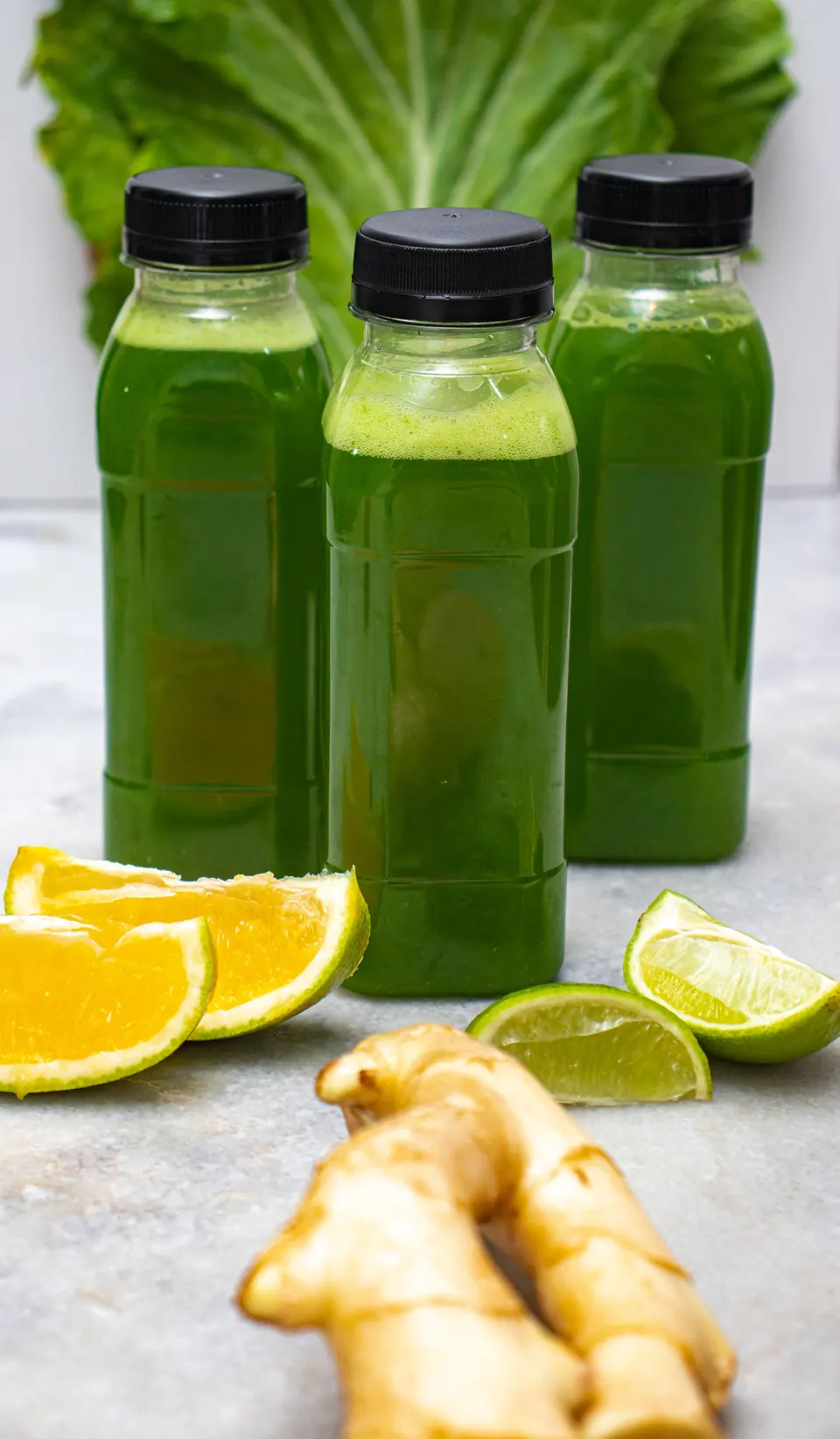 Botellas de jugo verde "detox"